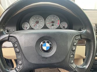 2002 BMW 540i