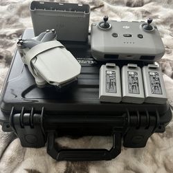 DJI Mini 2 Drone Fly More Combo With 3 Batteries & Hard Case 