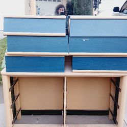 FREE mirror and 6-drawer furniture