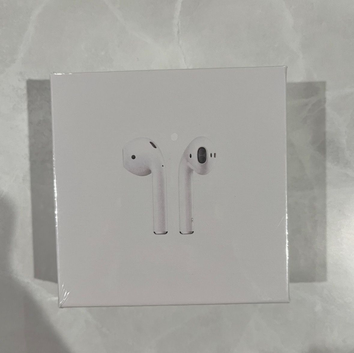 Apple Airpods Generation 2 With charging case