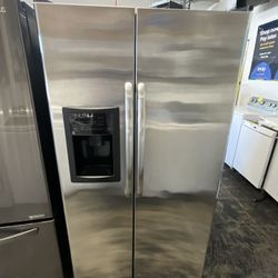 GE Stainless Steel Side By Side Refrigerator