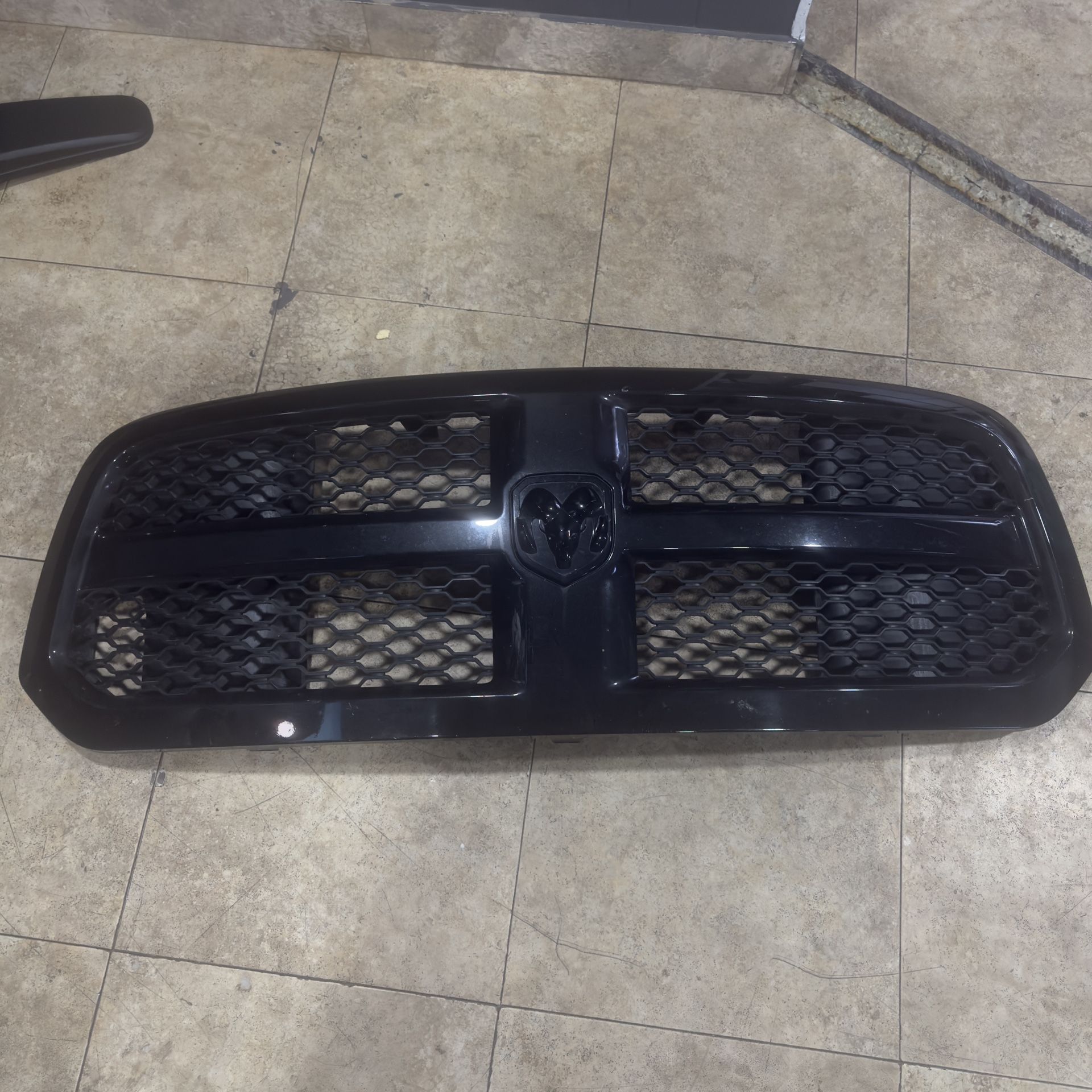 OEM Ram 1500 Grill 4th Gen (2009-2018)