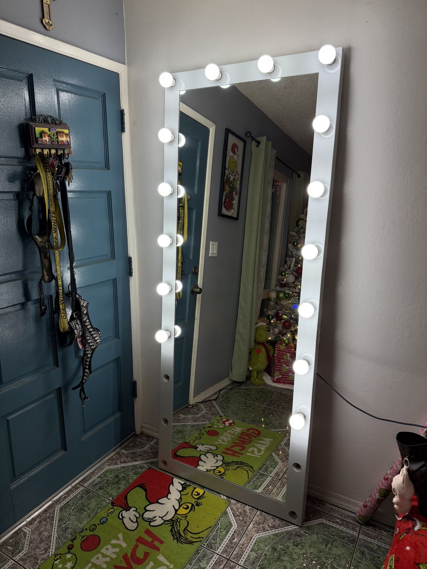 XL Body Vanity Mirror 20 Bulbs 