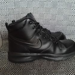 6.5 Y Nike High Top $45