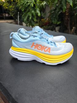 HOKA TENNIS SHOE