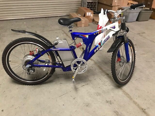 Pegasus Cyclone Premium Electric Bike 36V, 300W