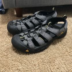 Gray Keen’s Newport H2 Sandal 13 Men’s 