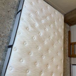 Full Size Mattress 