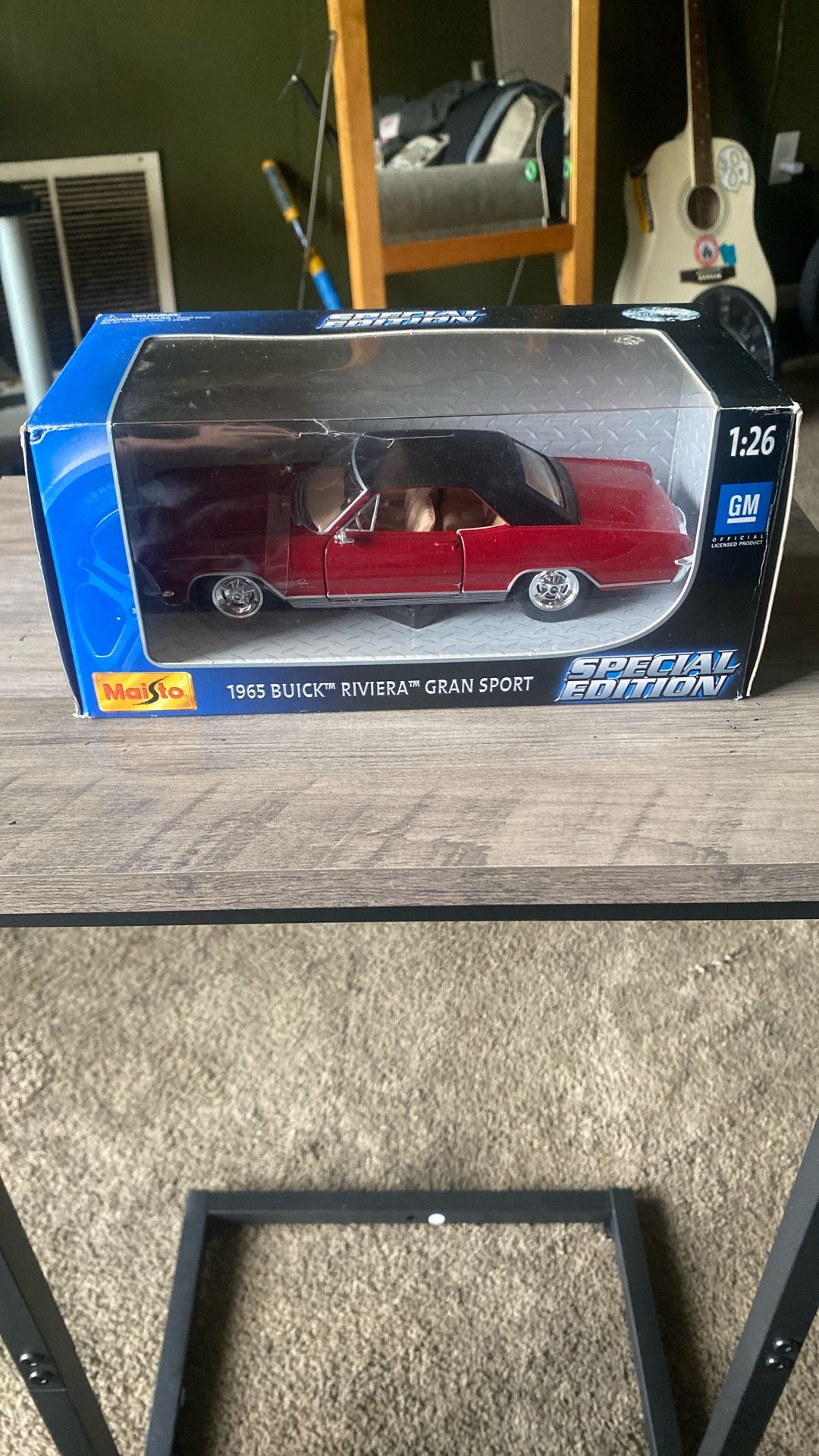 Maisto 1965 Buick Riviera Gran Sport DIECAST