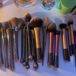 Makeup Brushes