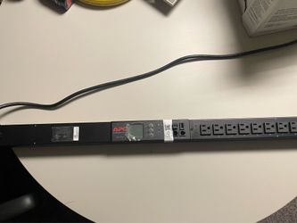 APC AP8831 Rack PDU Power Distribution Unit 10-Outlets 1U 100-120VAC 15A