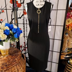 CALVIN KLEIN" PENCIL BLACK DRESS W/INTERLINING/GOLD ZIPPERDESIGN/RETAIL  $134 for Sale in Anaheim, CA - OfferUp