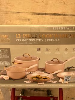 12-pIECE COOKWARE SET