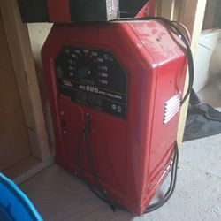 Lincoln AC 225 Arc Welder W/ Mask And Electrodes.