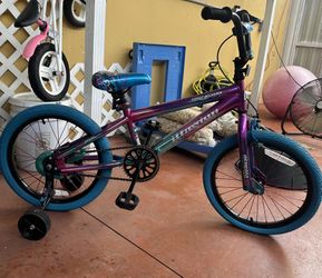 Girls bike 