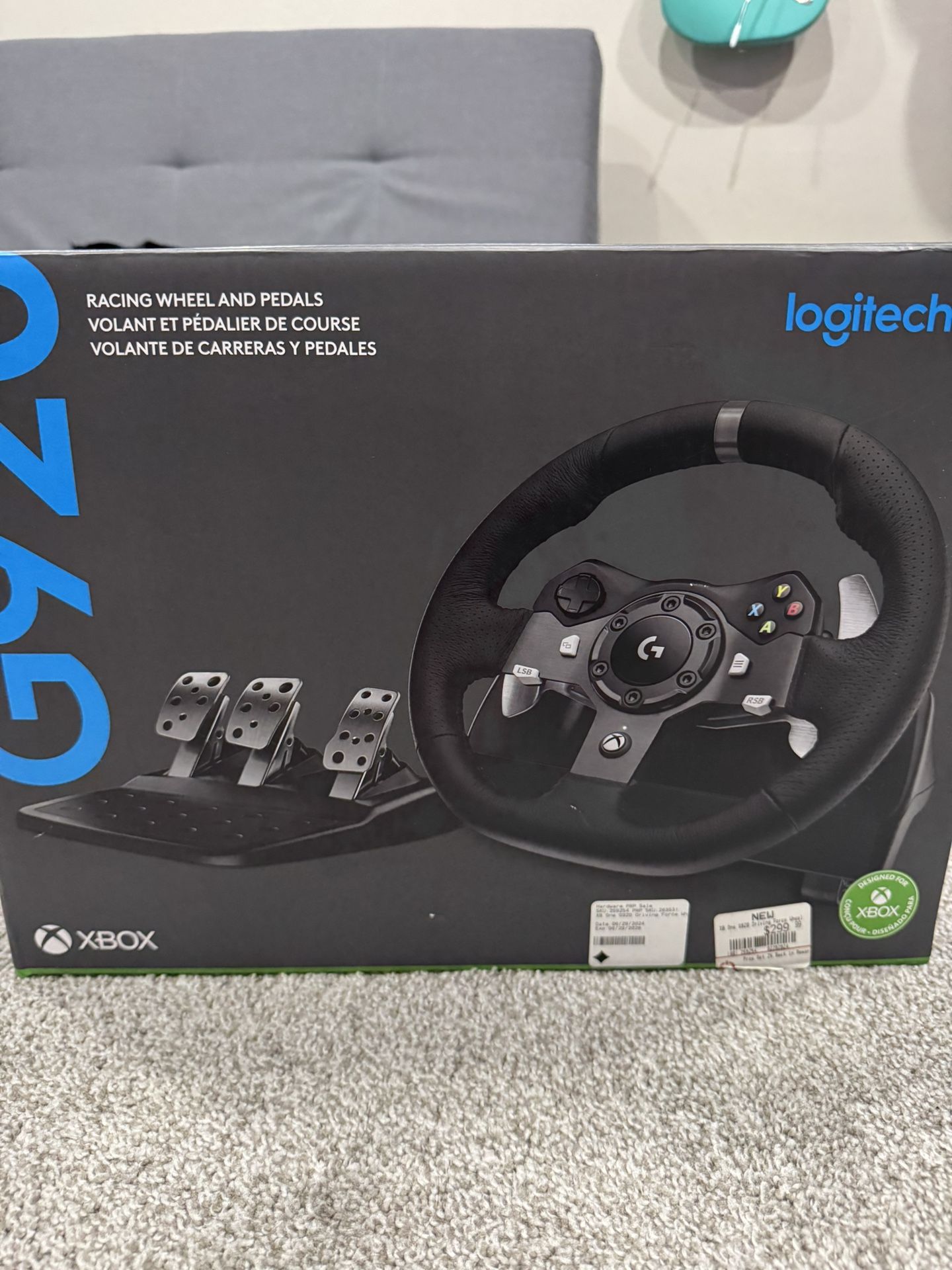 Logitech G920 Racing Wheel, Pedals, and Shifter