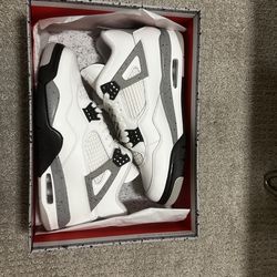 Jordan 4 White Cement SZ8.5
