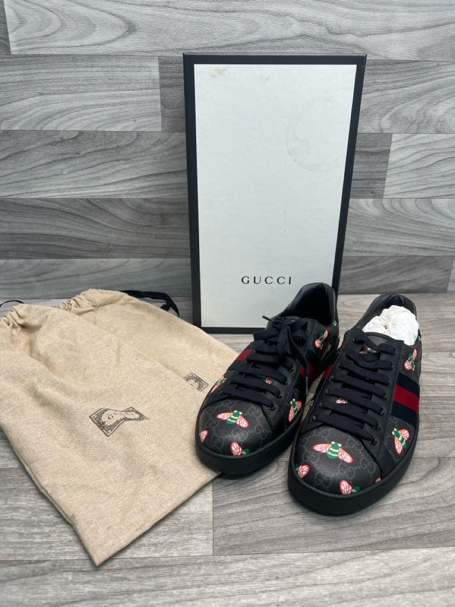 Gucci Ace Bee Print Sneakers Size 10.5 US / 43 EU w/ Box & Dust Bag, AUTHENTIC (A1D024983)