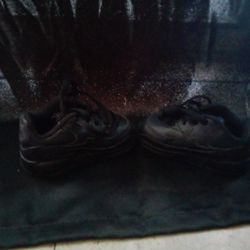 All Black Baby Nike Air Maxs 4.5c