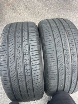 2 tires 235/40/R19  Pirelli p zero