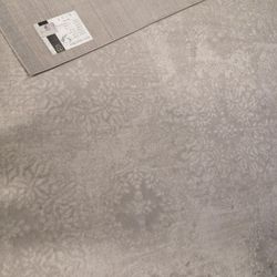 Rug - 8"