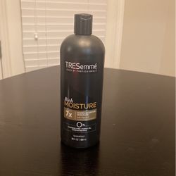 TRESemme Rich Moisture Shampoo