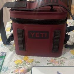 Yeti 8 Can Cooler 