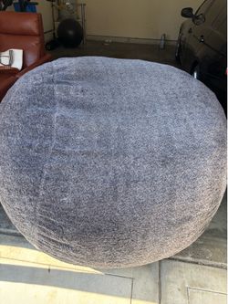https://offerup.com/redirect/?o=bG92ZXNhYy5jb20= LOVESAC EXIT 표 Sac Size 1/3 SUMMARY V → The BigOne $585.00 The BigOne is big - very big - and best us