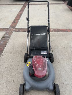 Troy-Bilt Gas Push Lawn Mower