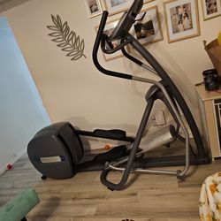 Free Elliptical Machine