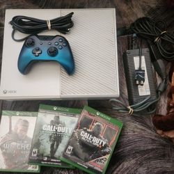 Xbox One 500Gb W Remote and Games "Works Great" 