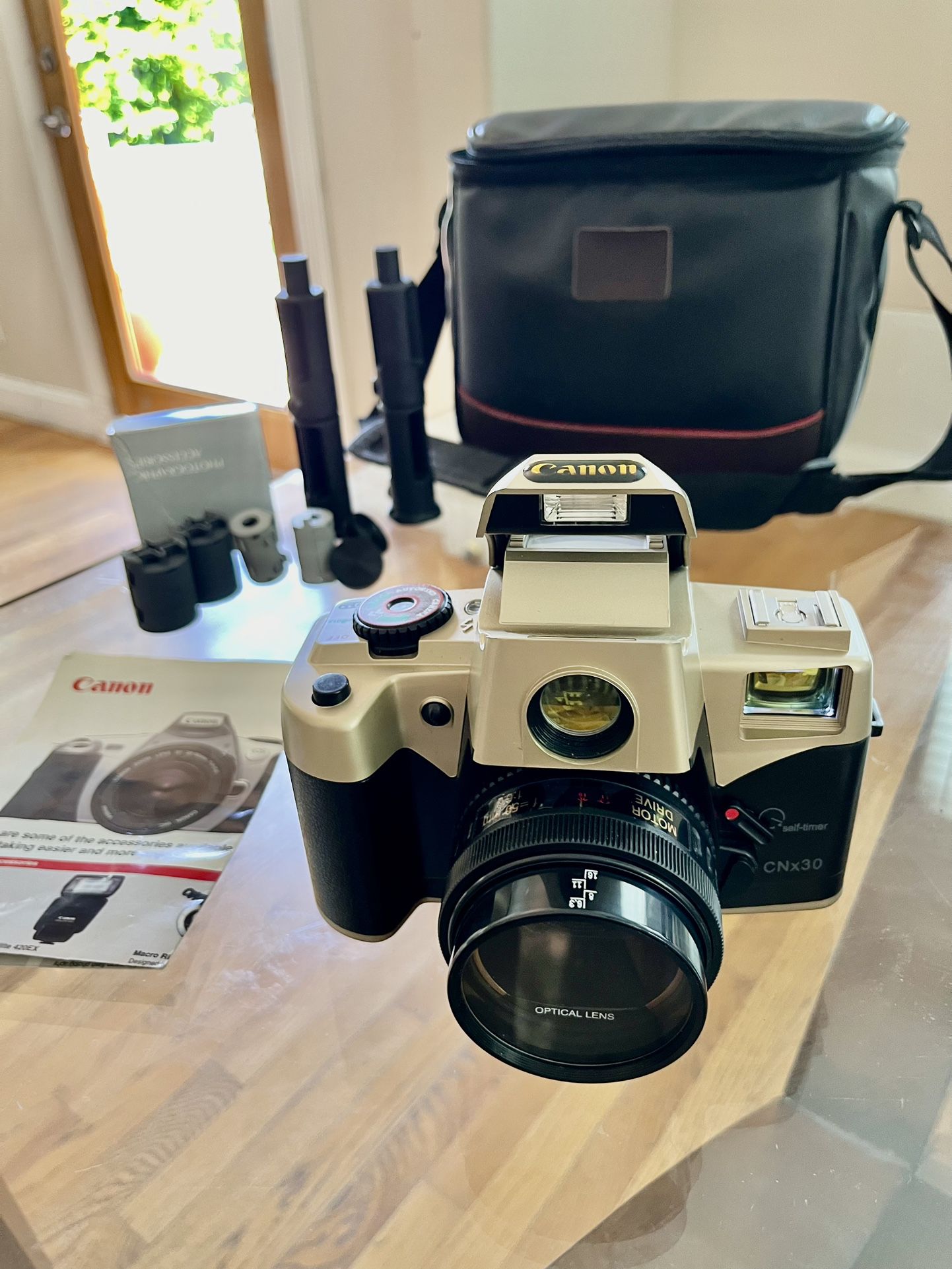 Canon CNx30 Camera With Case And Accessories very Good Condition With Original Kodak Film