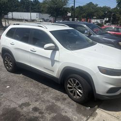 2019 Jeep Cherokee