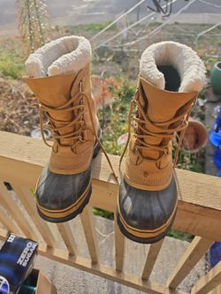 Sorel caribou boots tan mens sz 6 womens 7.5