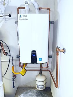 Navien Tankless Water Heater for Sale in Phoenix, AZ - OfferUp