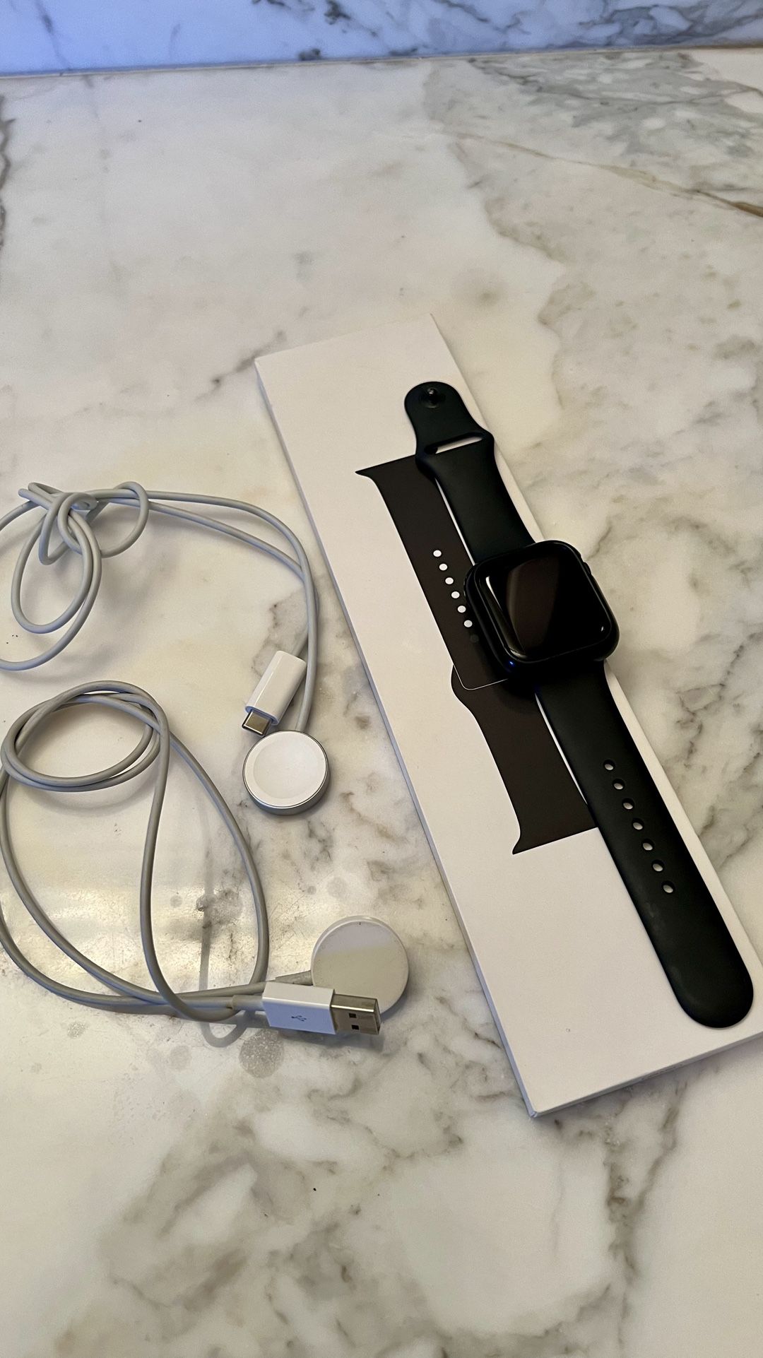 Apple Watch (UNLOCKED) Series 6 44mm GPS + Cellular Space Grey