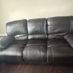Reclining 3-Seater Sofa – Great for Game Room or Apartment