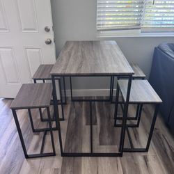 Dining Set by Ebern Designs, 4 Stools