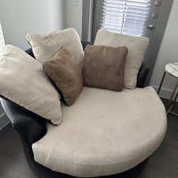 Round Swivel Couch