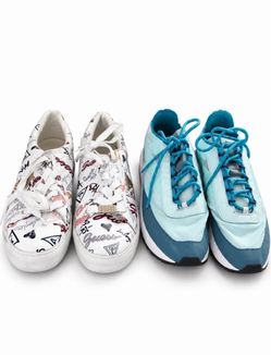 2 pairs