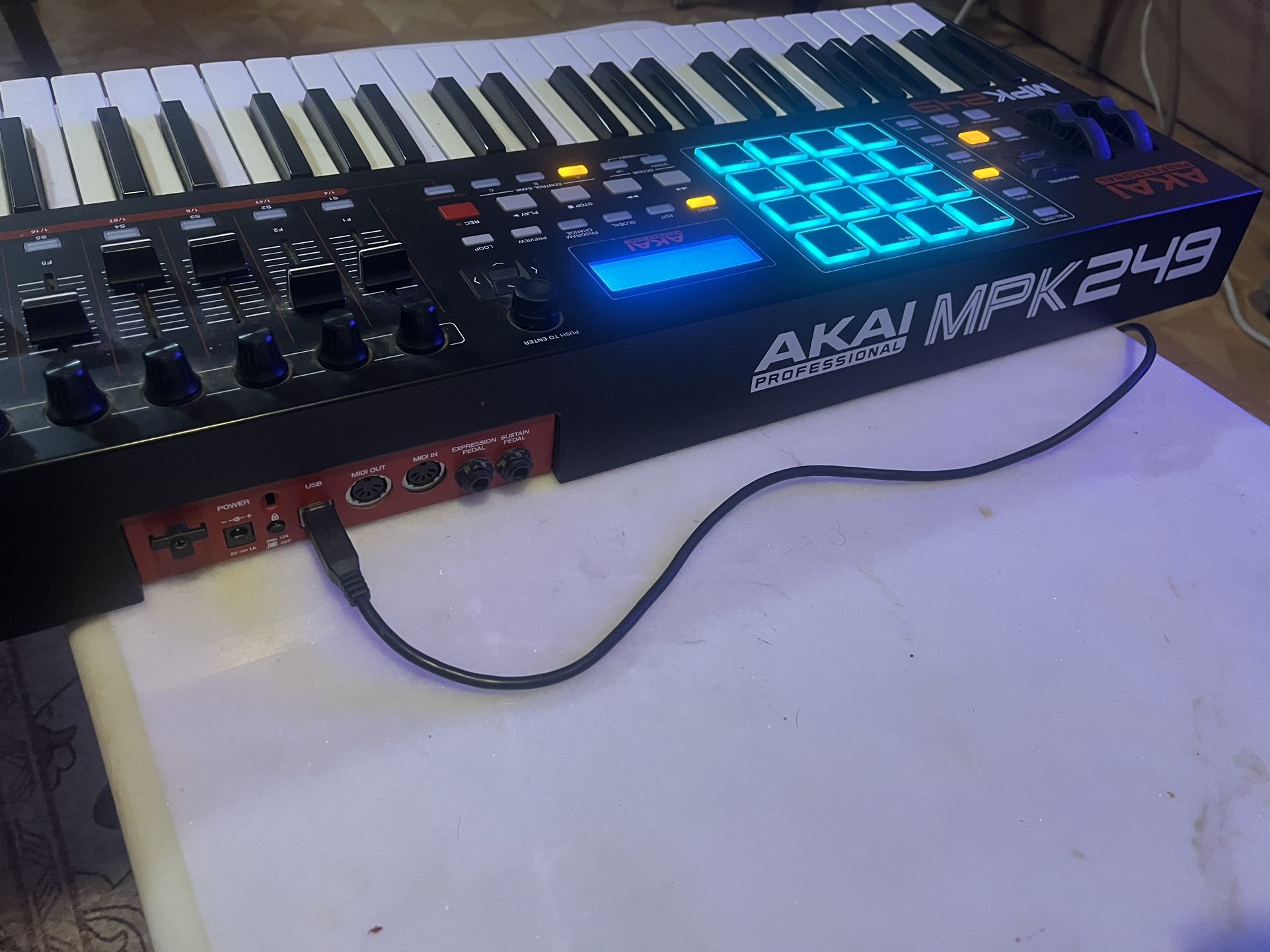 Akai Professional- MPK249 Keyboard