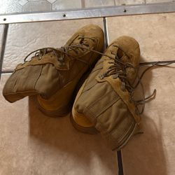 Danner reckoning (Men’s 8)