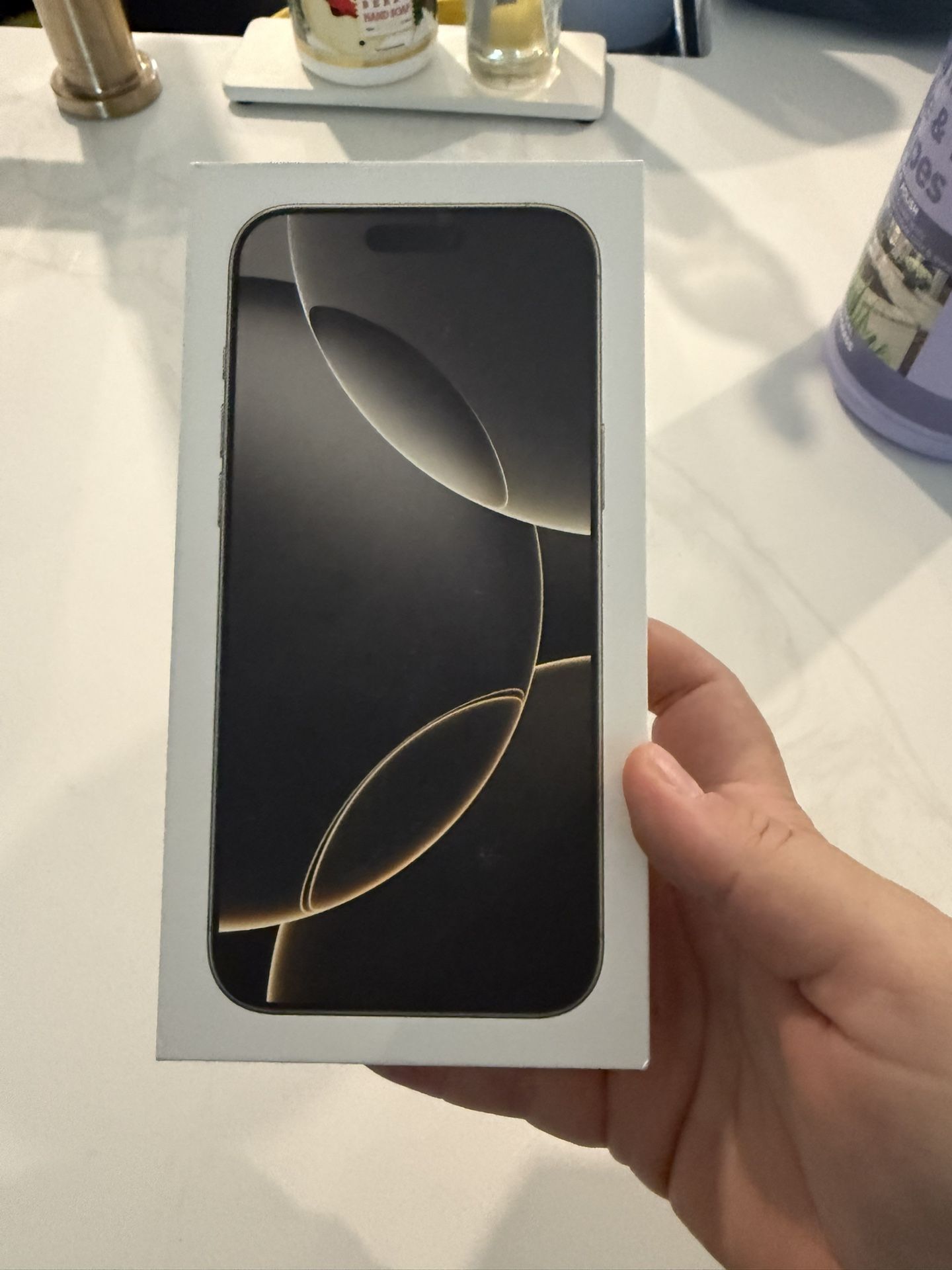 iPhone 16 Pro Max Box