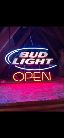 Neon Bud Light sign