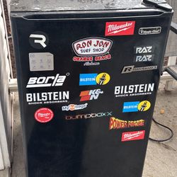 Nevera . small refrigerator
