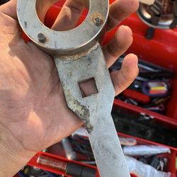 Audi Crank Shaft Tool (read Description). 