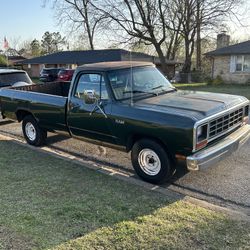1985 Dodge D 150