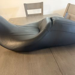 Harley Davidson OEM Seat