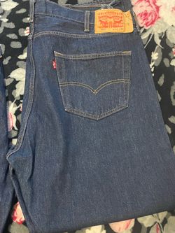 Levi's pair 42/32