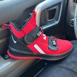 LeBron SOLDIER 13 (rare!!!!) Msrp600^ Only Been Tried On 10 .5